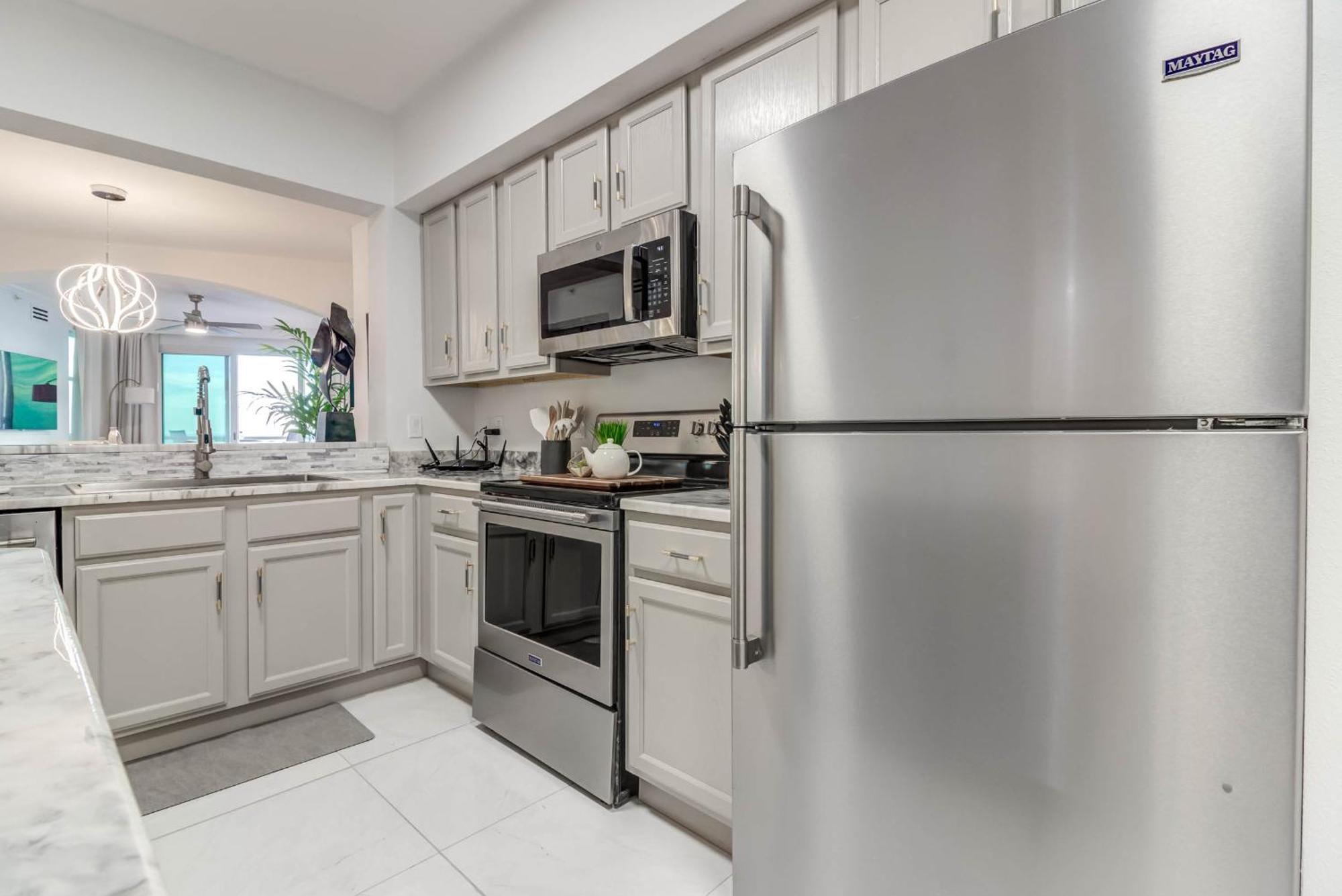 Gorgeous Oceanview 3Br Luxury Condo - Latitude Gulfport Bagian luar foto